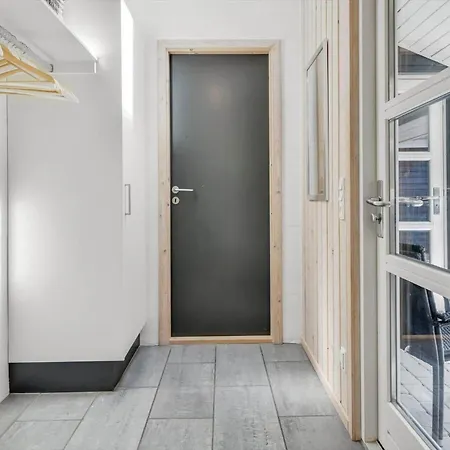 Bv396-blavand-soren-gades-mark-32-b