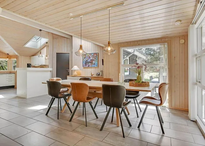 Bv396-blavand-soren-gades-mark-32-b *